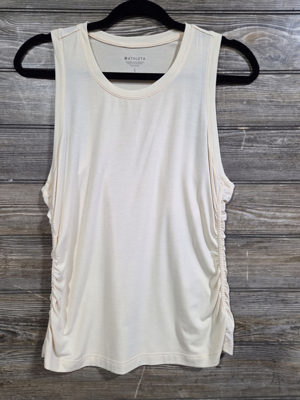 Athleta Cream Side-Ruched Performance Tank Size Large
